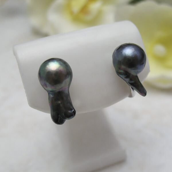 SVあこや染トゲトゲくんイヤリング8.5ミリ