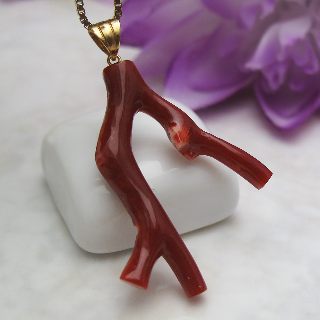 Bijoux fromsea K18血赤珊瑚ペンダント 64740