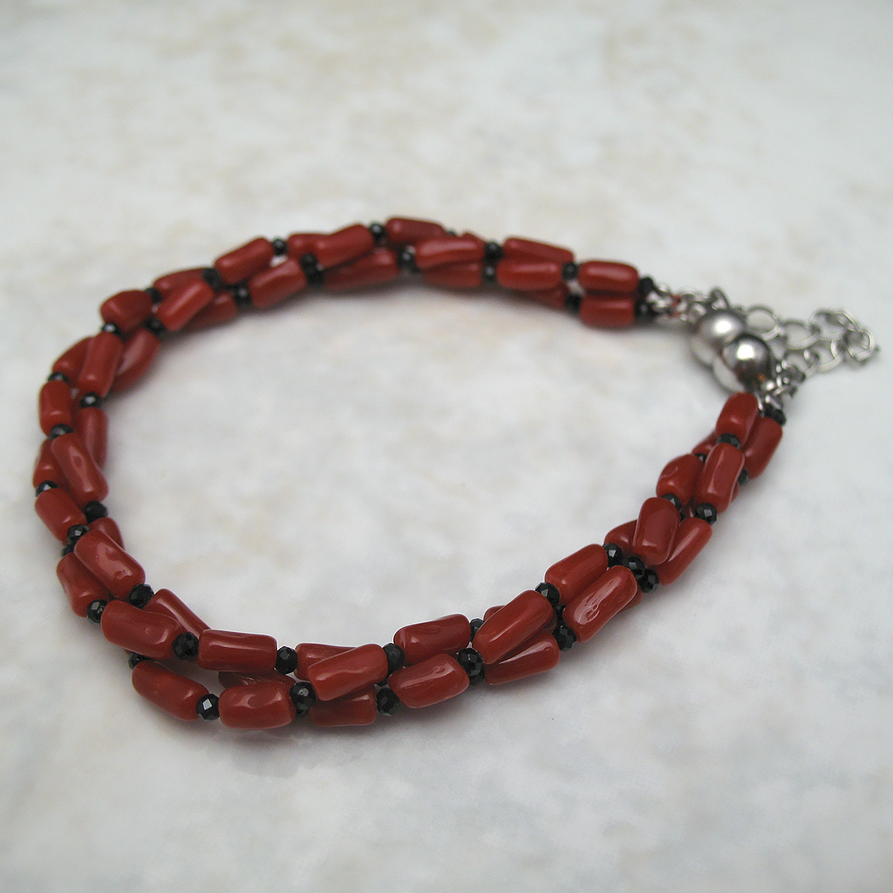 珊瑚&スピネル3連ブレスレット - 画像 (2)