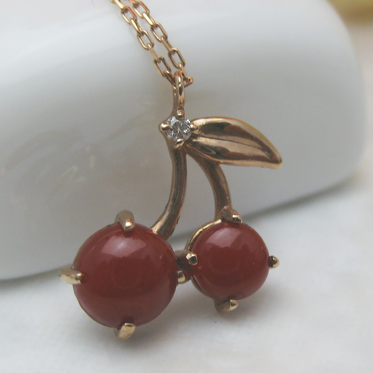 Bijoux fromsea K18PG血赤珊瑚さくらんぼペンダント TK-12376