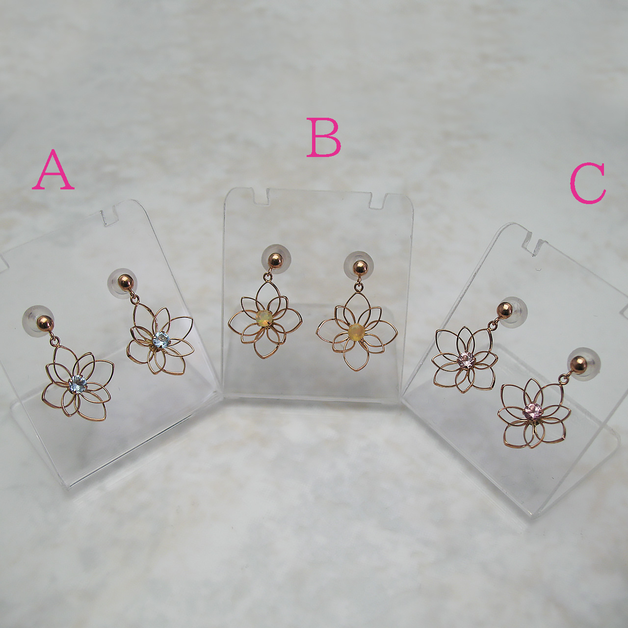 カラーストーンピアス