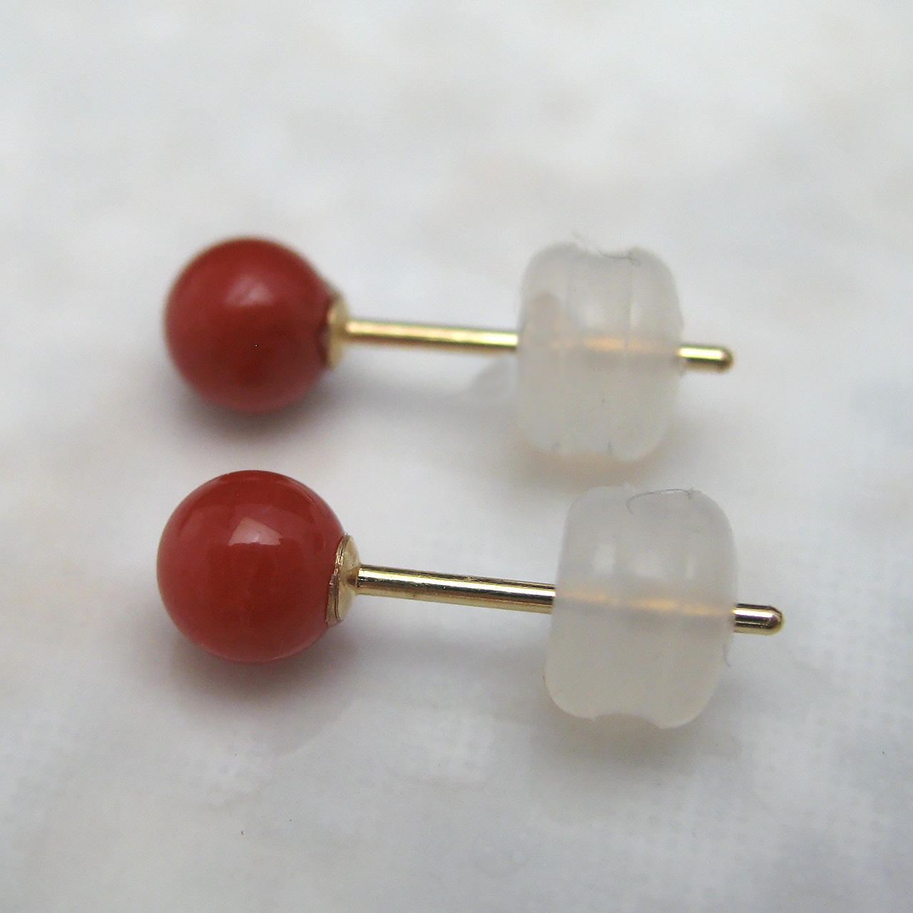 Bijoux　fromsea　4ミリ珊瑚 ピアス K18　PE9452 - 画像 (5)