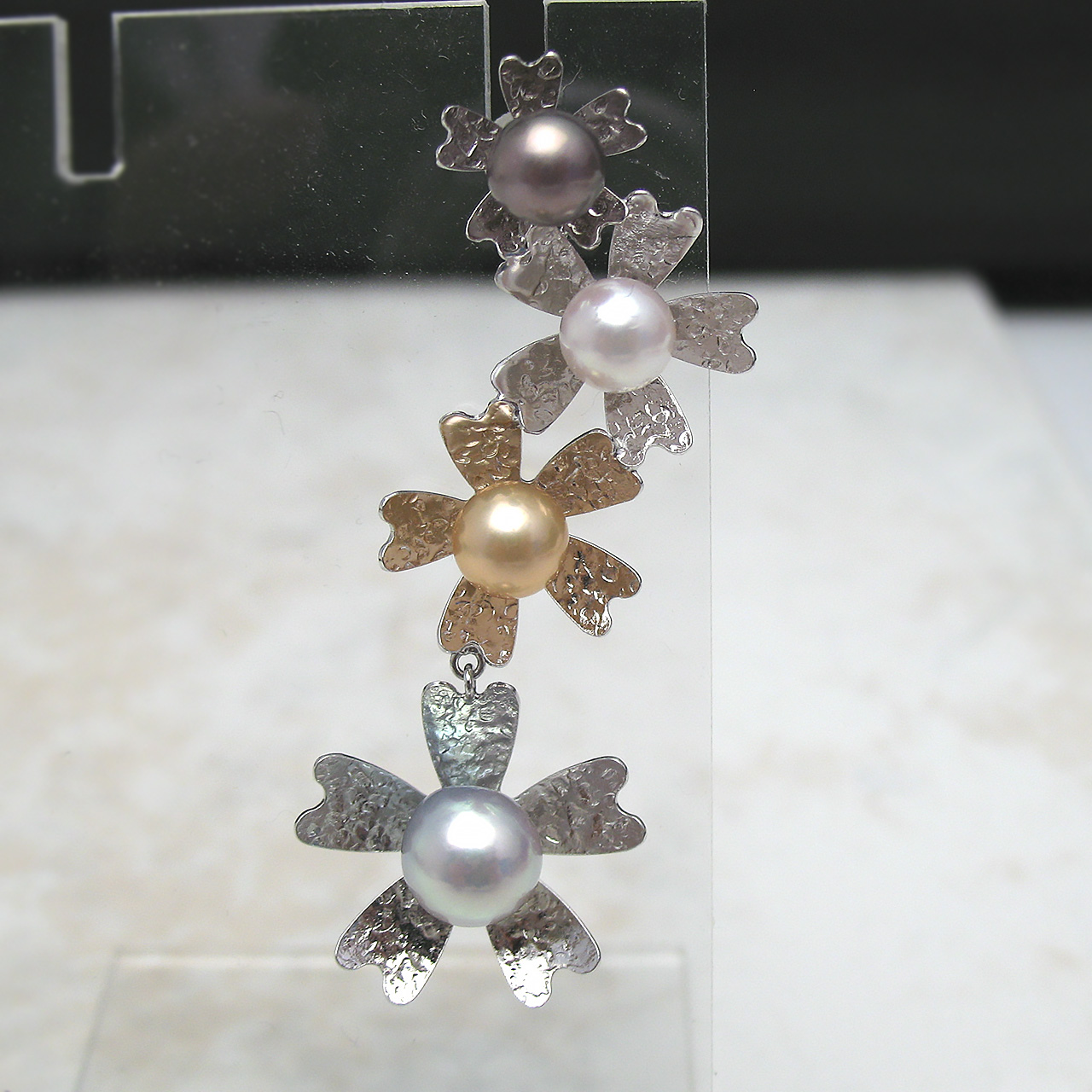 SV/K10WG　Reflection Colorsあこや&淡水真珠片方ピアス - 画像 (2)