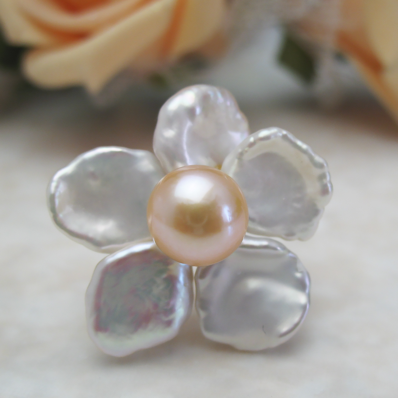 Timeless Flower 『末っ子ちゃん』 お花のミニブローチ