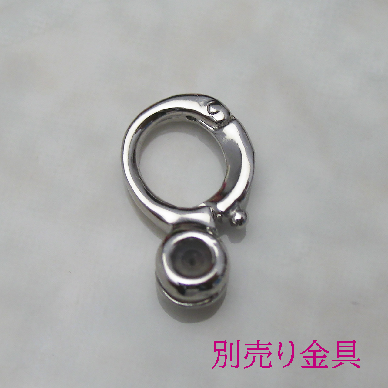 Timeless Flower 『末っ子ちゃん』 お花のミニブローチ - 画像 (5)