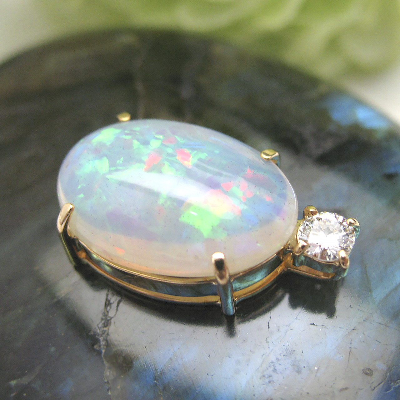 K18オパール・ダイヤペンダント - 画像 (6)