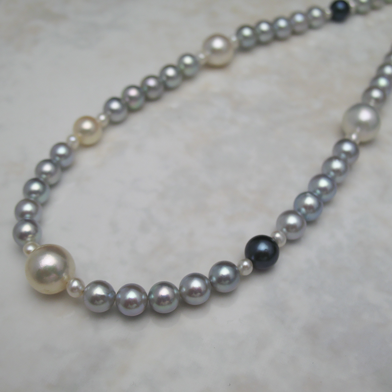 あこや真珠 ＆ 淡水真珠 ステーションネックレス - 画像 (2)