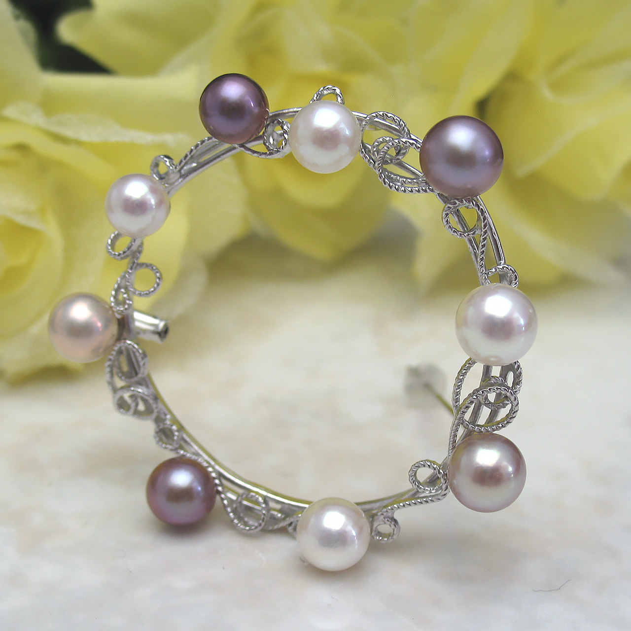 『 from sea あこや&淡水サークルブローチ 』