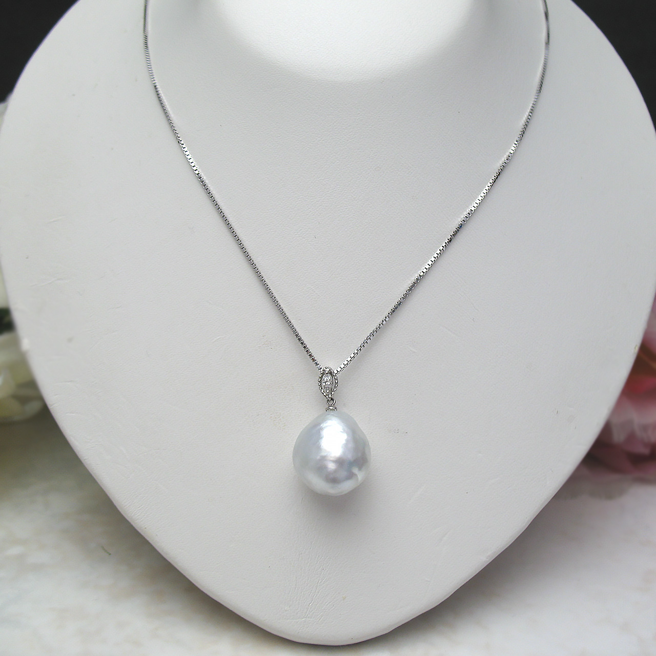 Pt900白蝶真珠&ダイヤペンダント - 画像 (2)