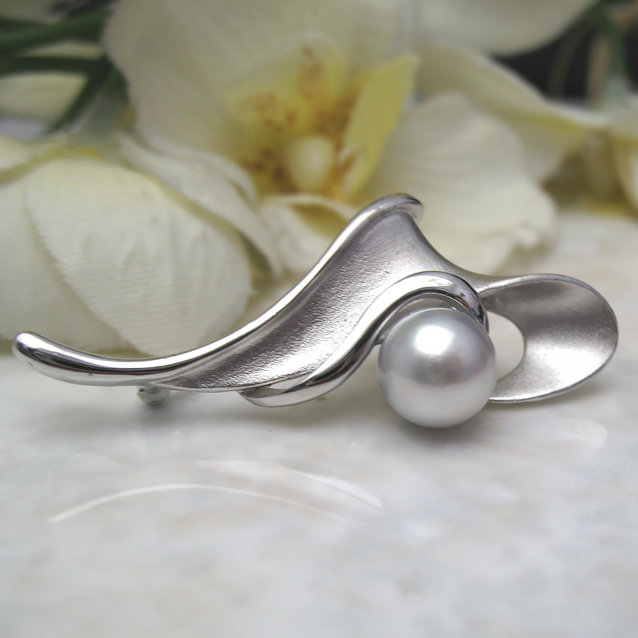 9.3ミリあこやナチュラル レトロデザインブローチ兼ペンダント