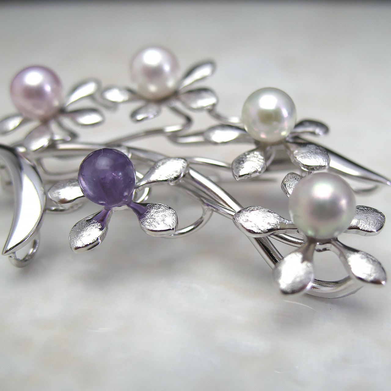 忘れな草のブローチ - 画像 (3)