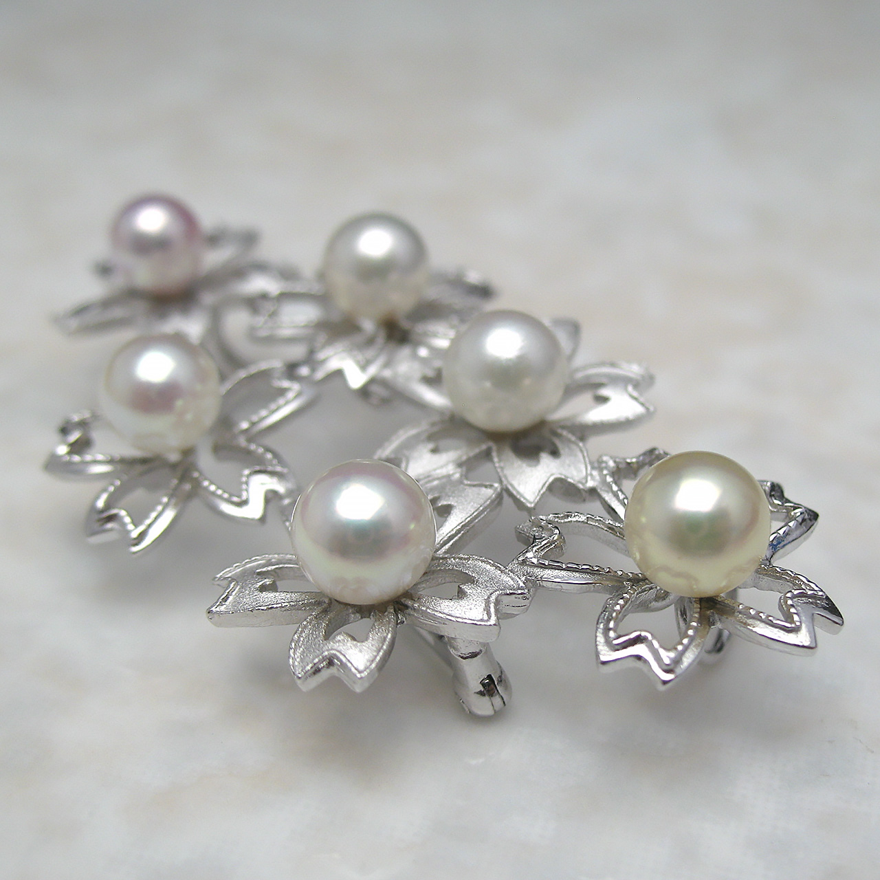 『散らない桜』ブローチ - 画像 (3)