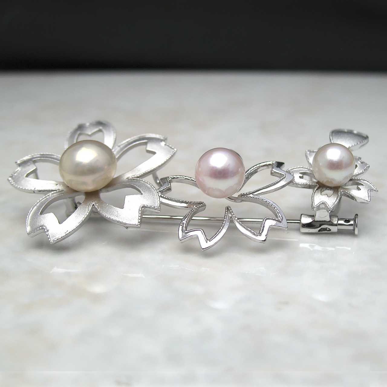 『散らない桜』ブローチ - 画像 (3)