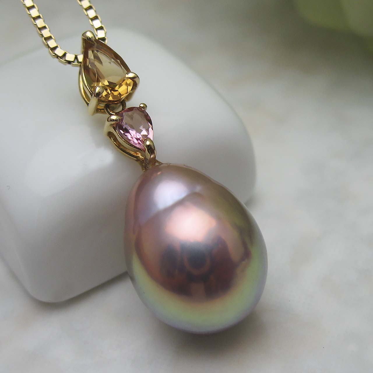 K18有核淡水ペンダント