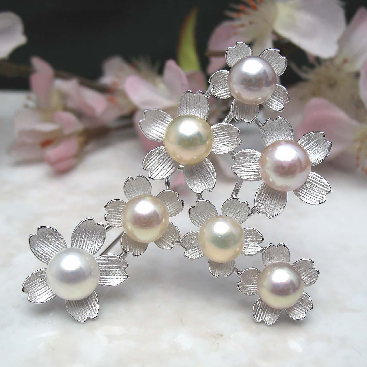 散らない桜 ブローチ兼ペンダント