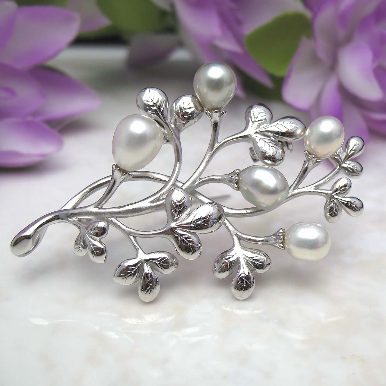 fromseaあこや&淡水ブローチ