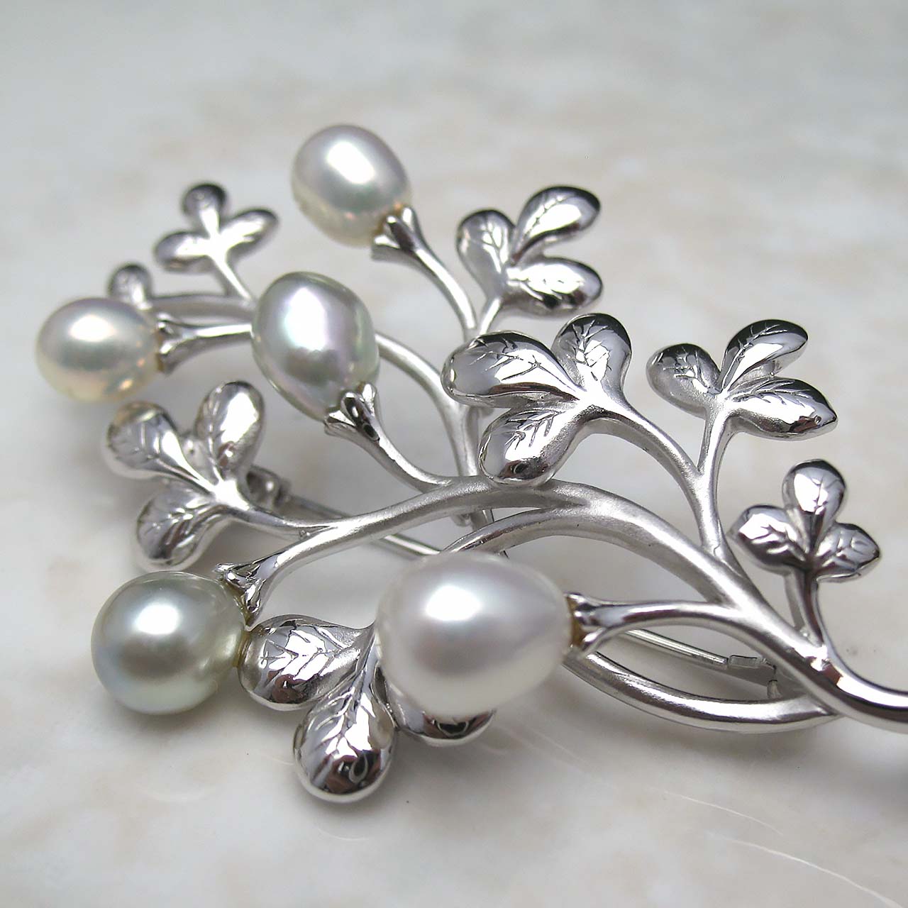 fromseaあこや&淡水ブローチ - 画像 (2)