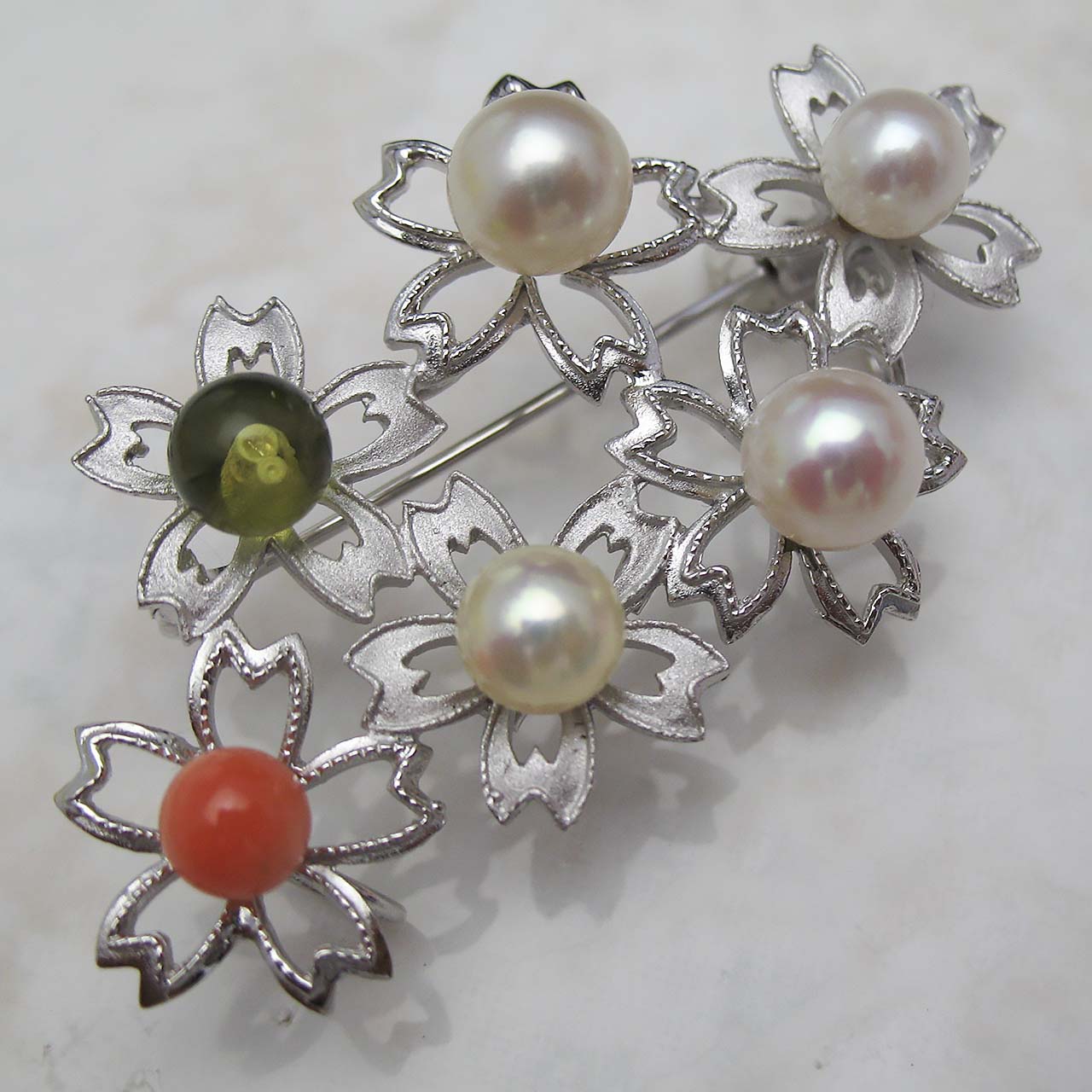 『散らない桜』ブローチ - 画像 (3)