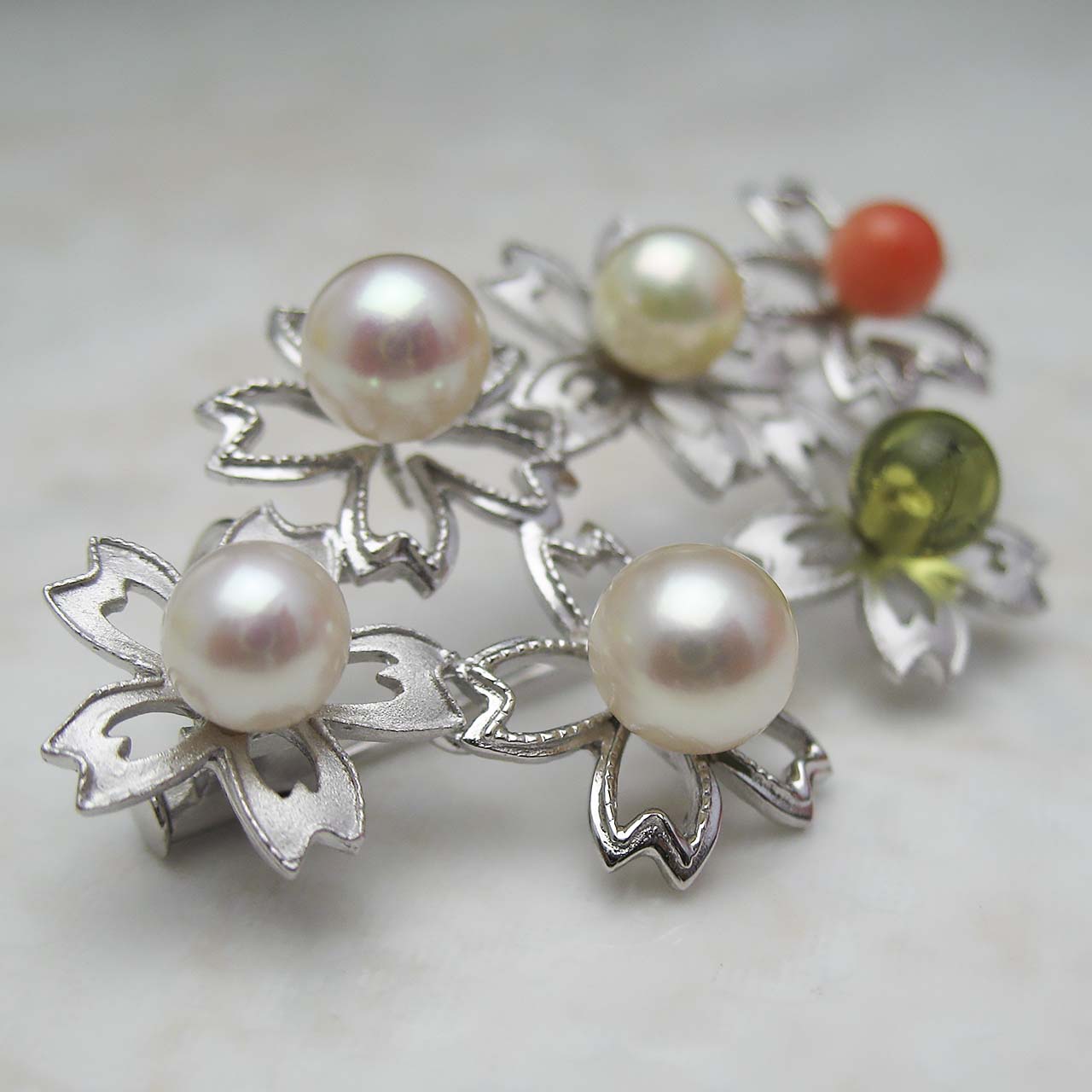 『散らない桜』ブローチ - 画像 (2)