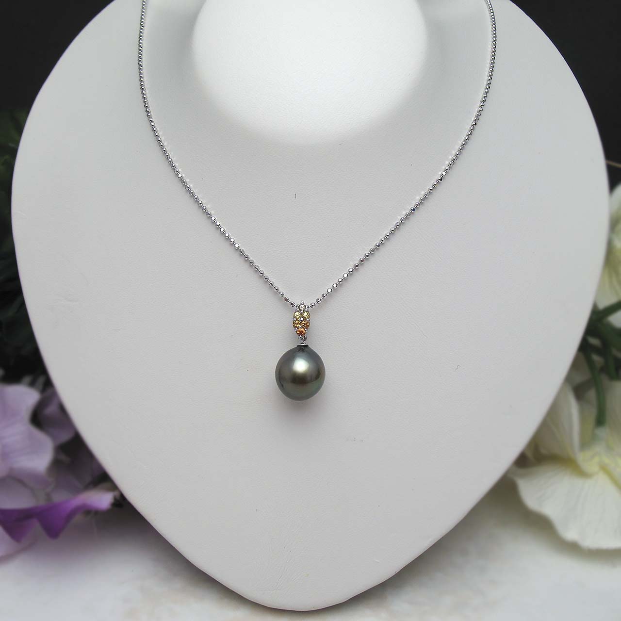 『 K18WG 10.8ミリ黒蝶真珠お嬢のペンダント』 - 画像 (2)