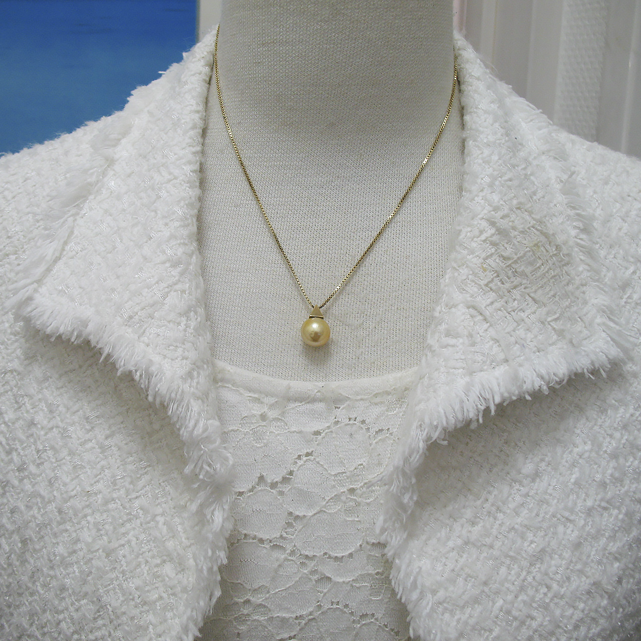 K18ピラミッド 金色ペンダント10.8ミリ - 画像 (7)