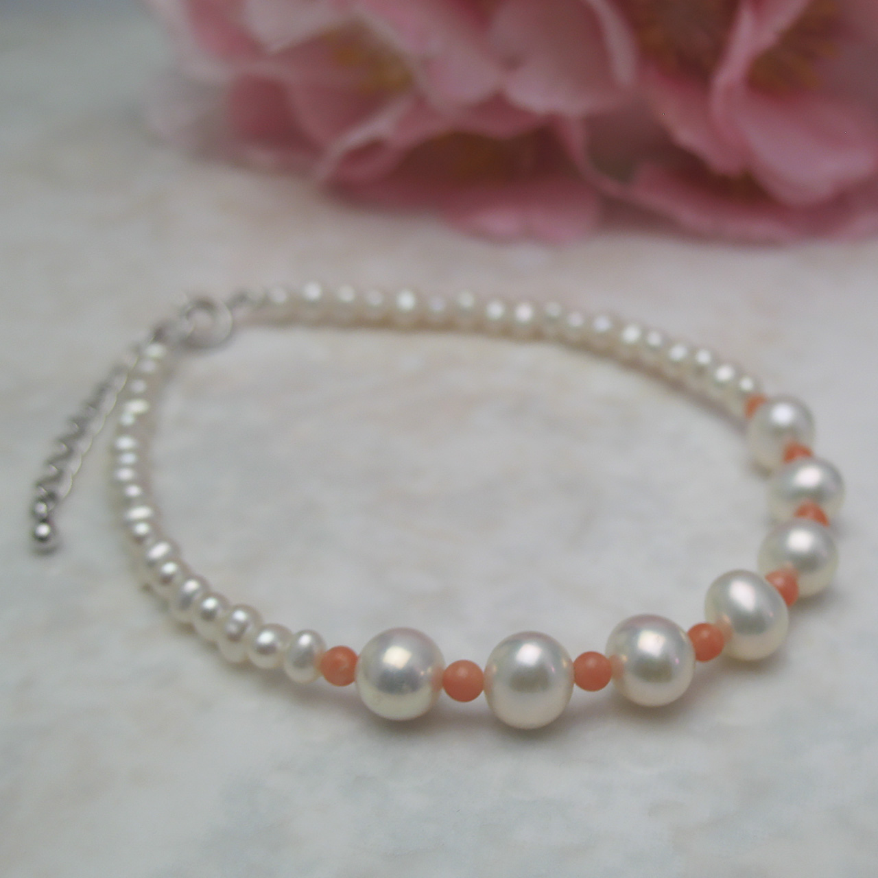 fromseaオリジナル 珊瑚&淡水真珠ブレスSV
