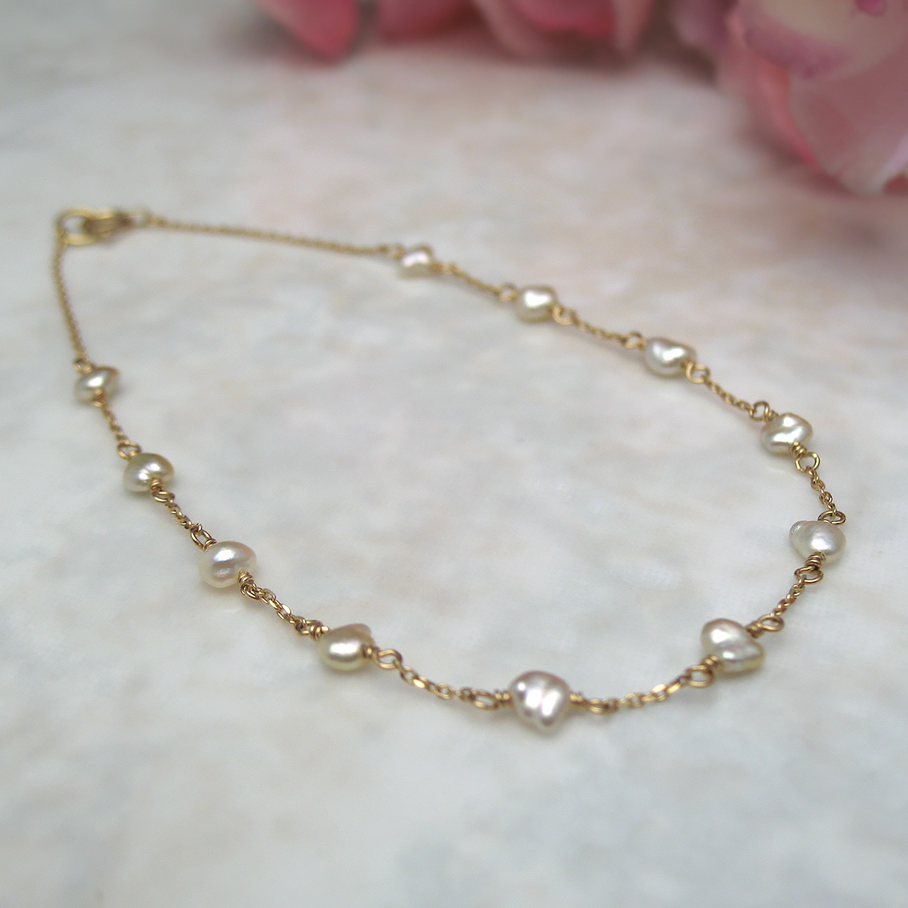 K18あこやケシブレス KR70234