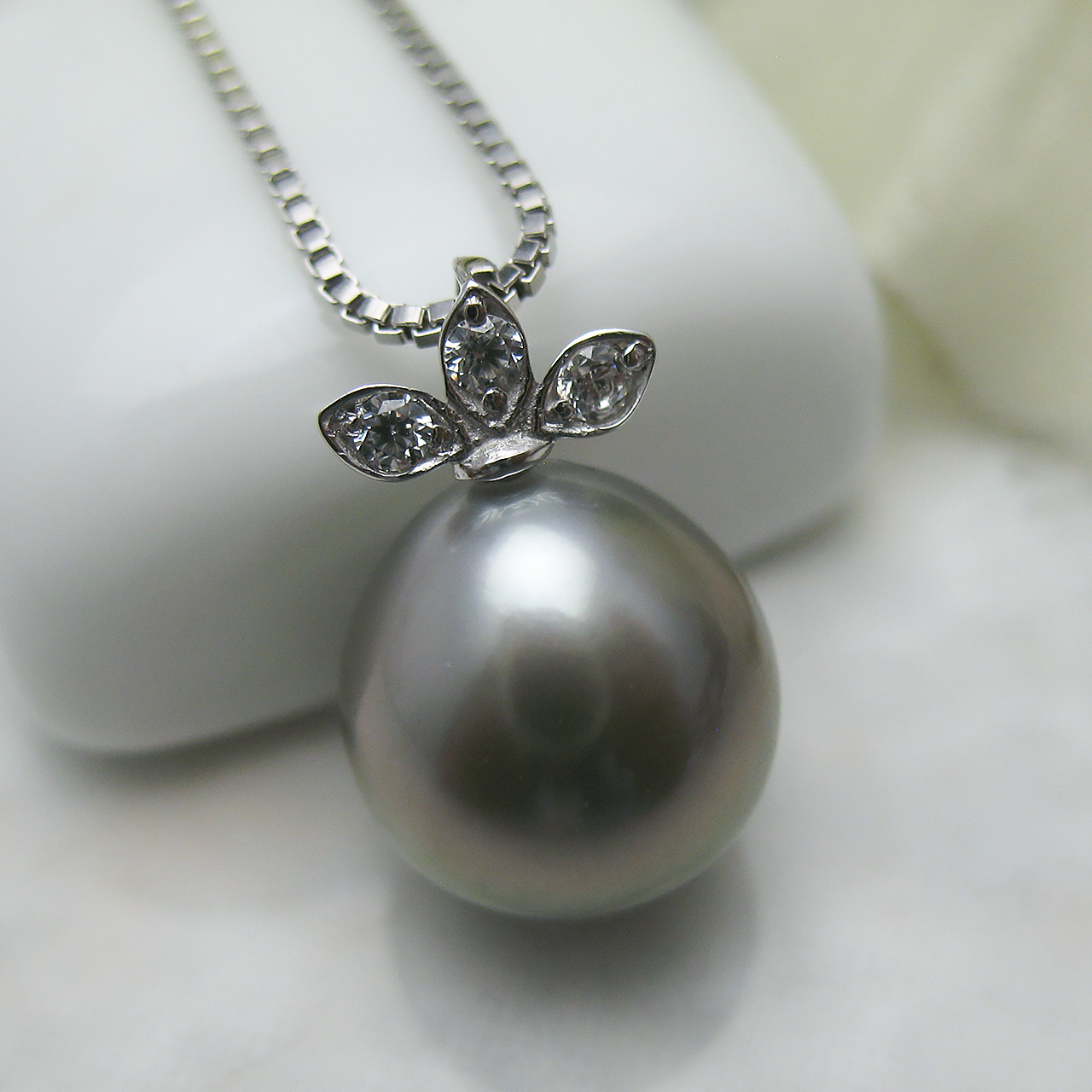 SV黒蝶真珠10ミリペンダントトップ