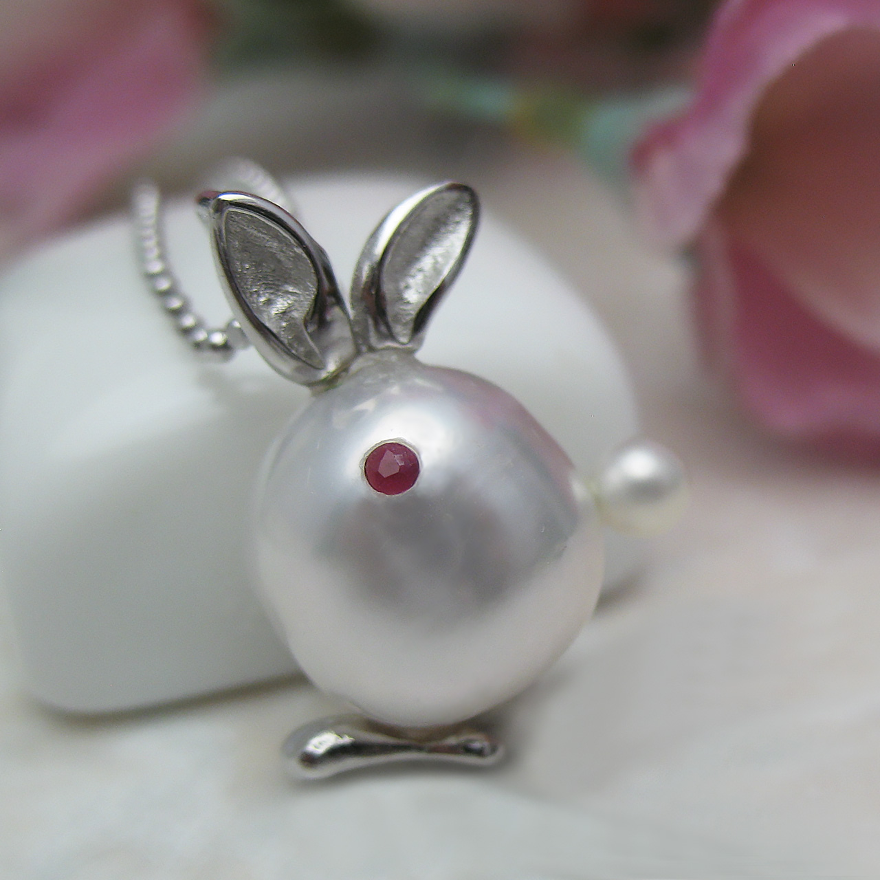 『 帰って来た 白蝶うさこ ルビーアイ スペシャル』