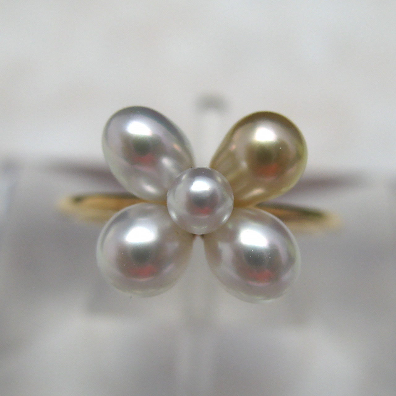 『 K18白蝶ケシ　お花リング』 - 画像 (2)