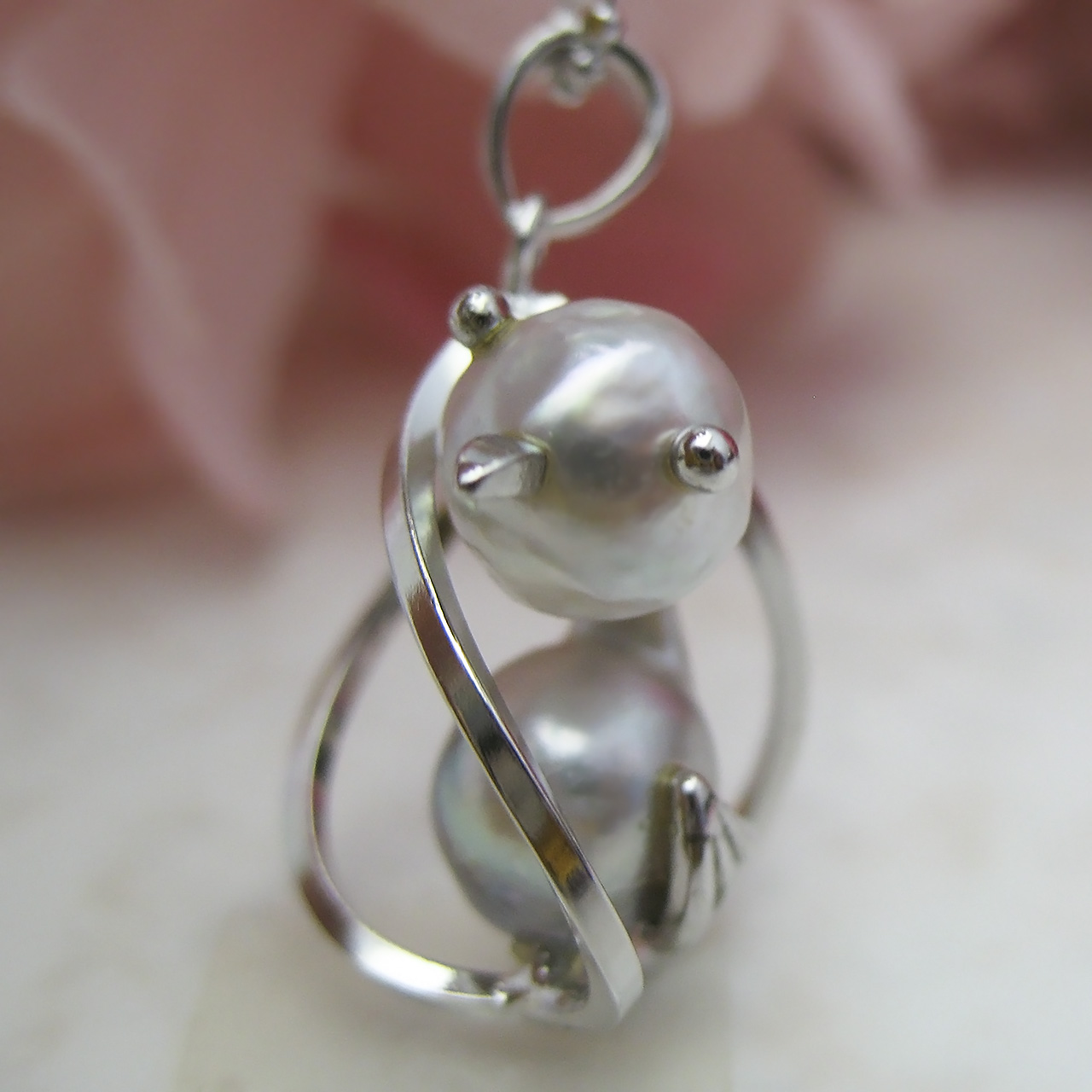 籠から出してよ！ つるじ先生ペンダント SV - 画像 (5)