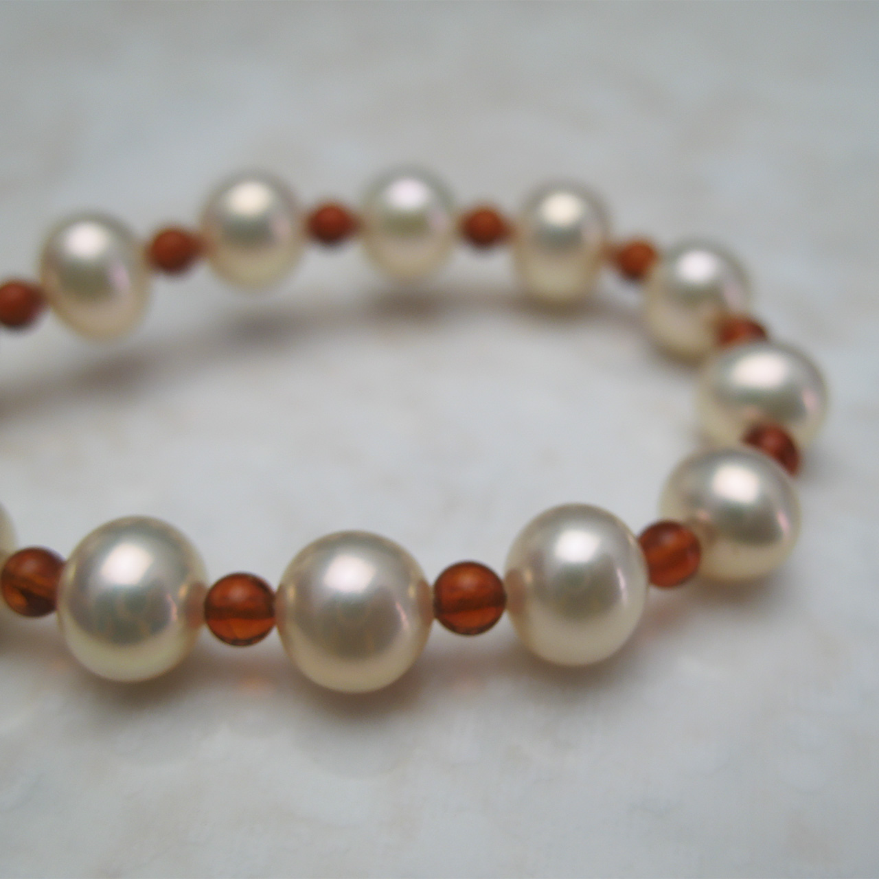 琥珀＆淡水真珠ブレスSV　ネコポス発送商品 - 画像 (2)