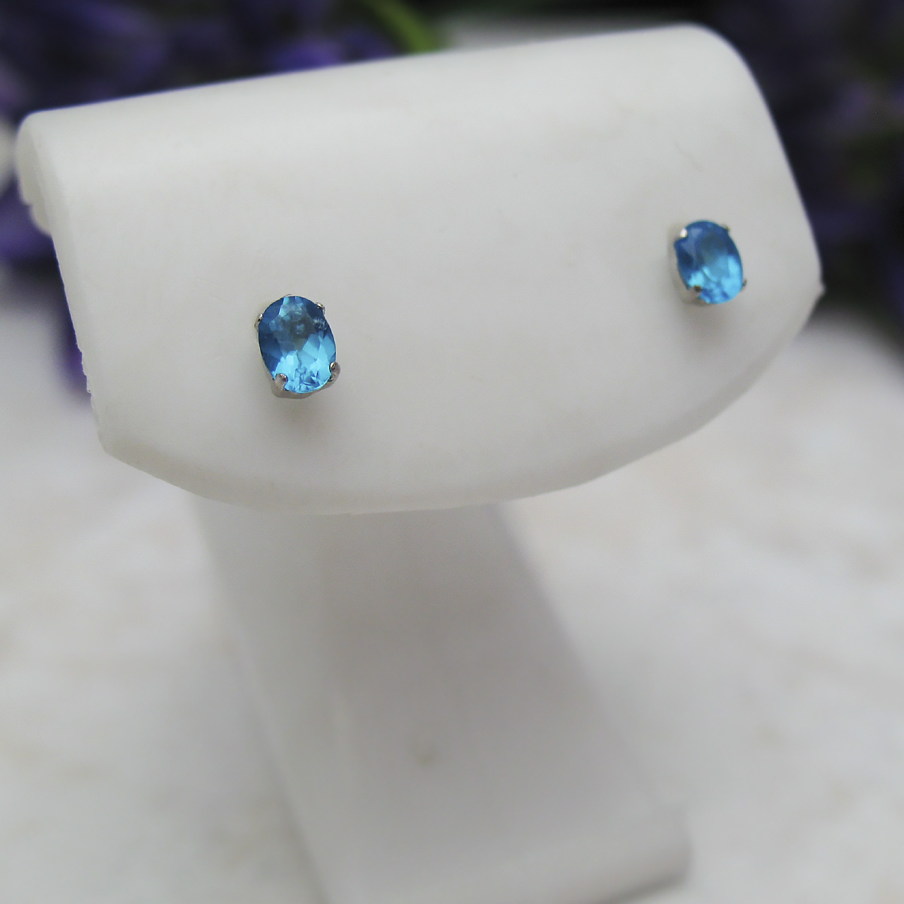 PT900ネオンブルーアパタイトピアス