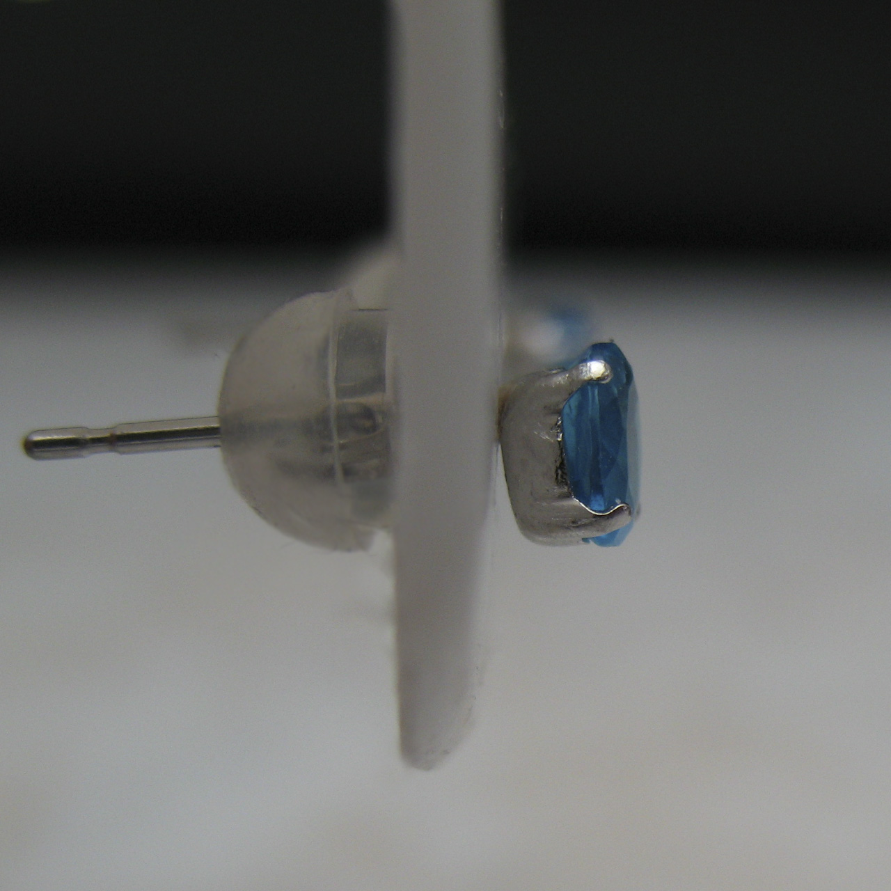 PT900ネオンブルーアパタイトピアス - 画像 (3)