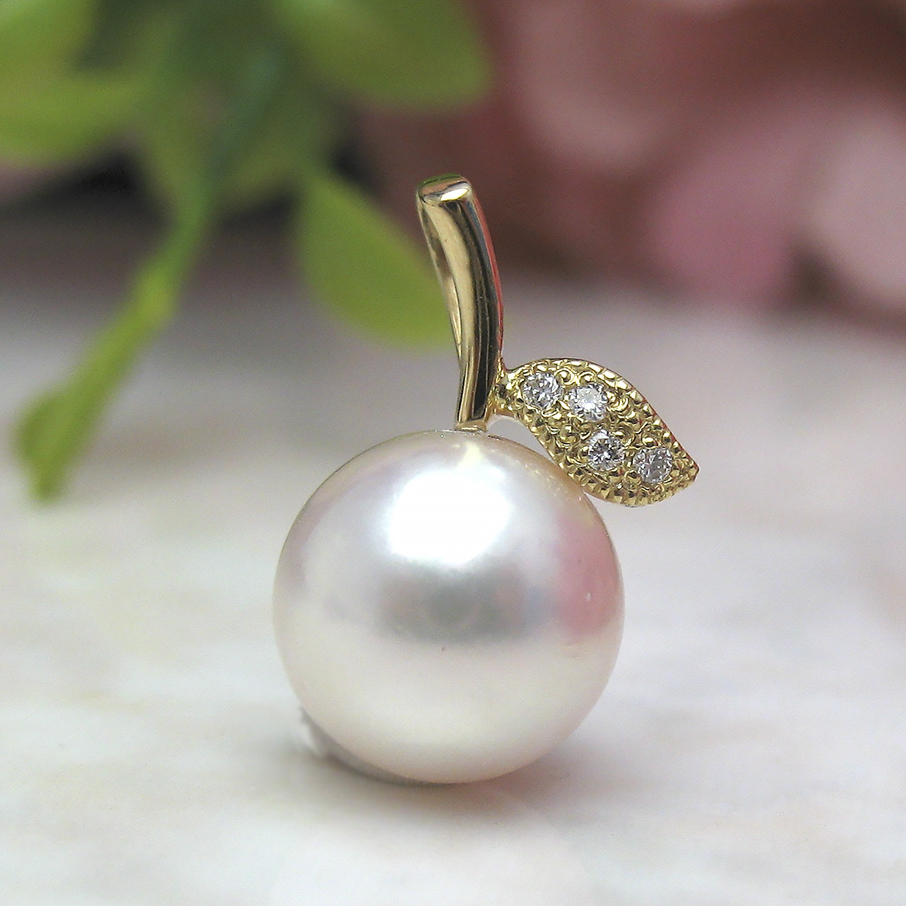 あこや9ミリ　K18リンゴちゃんペンダント - 画像 (5)