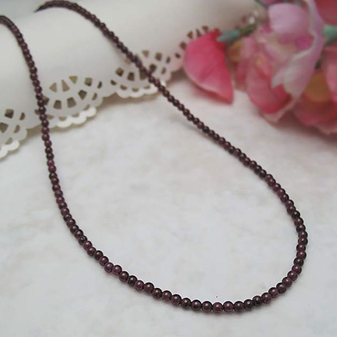 ガーネットネックレス※ネコポス発送になります 日時指定・代引きできません