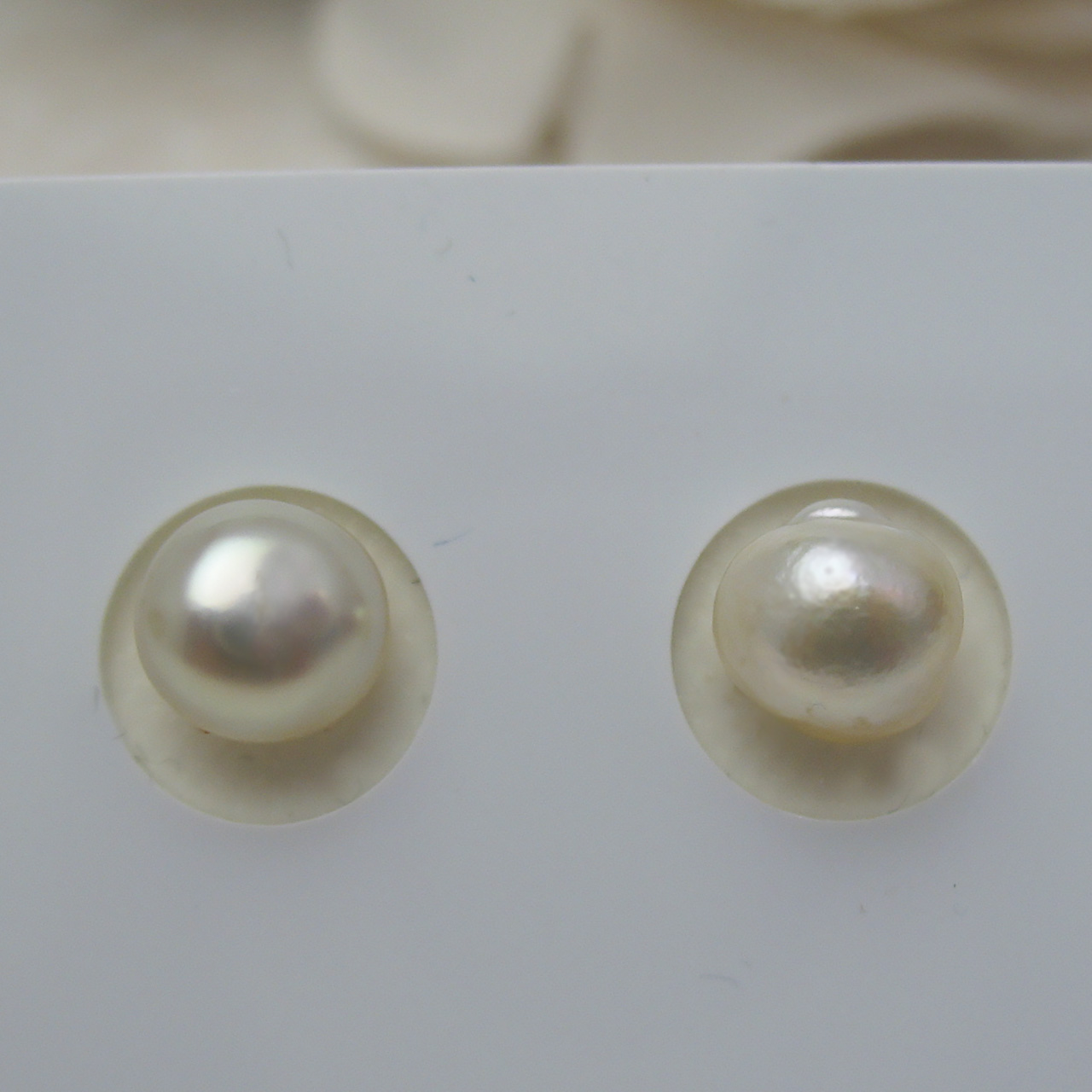 白蝶ケシ7ミリバロックペアルース無穴NEK-12