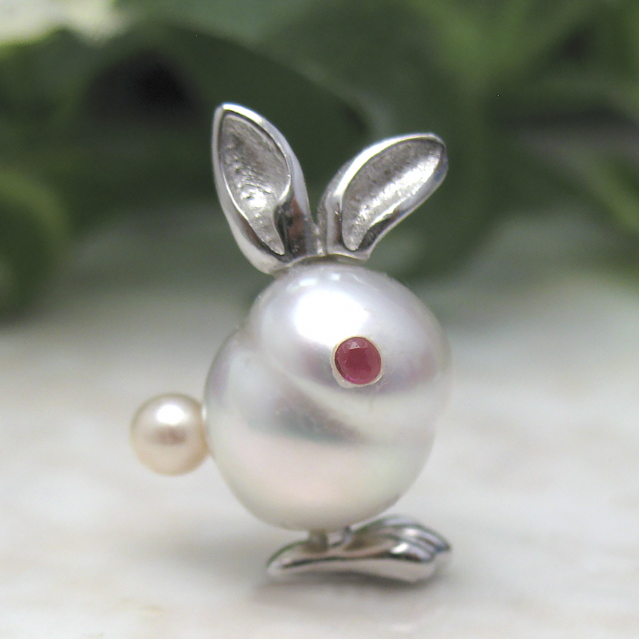 『 帰って来た 白蝶うさこ ルビーアイ スペシャル』ペンダント - 画像 (6)