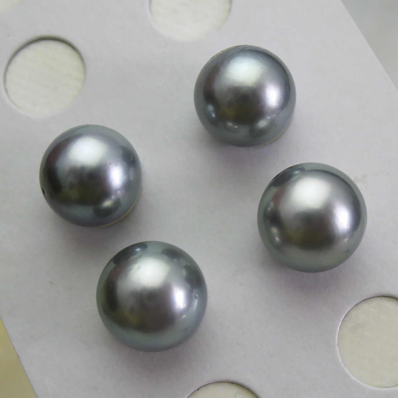 黒蝶真珠 9~9.5ミリ ペアルース