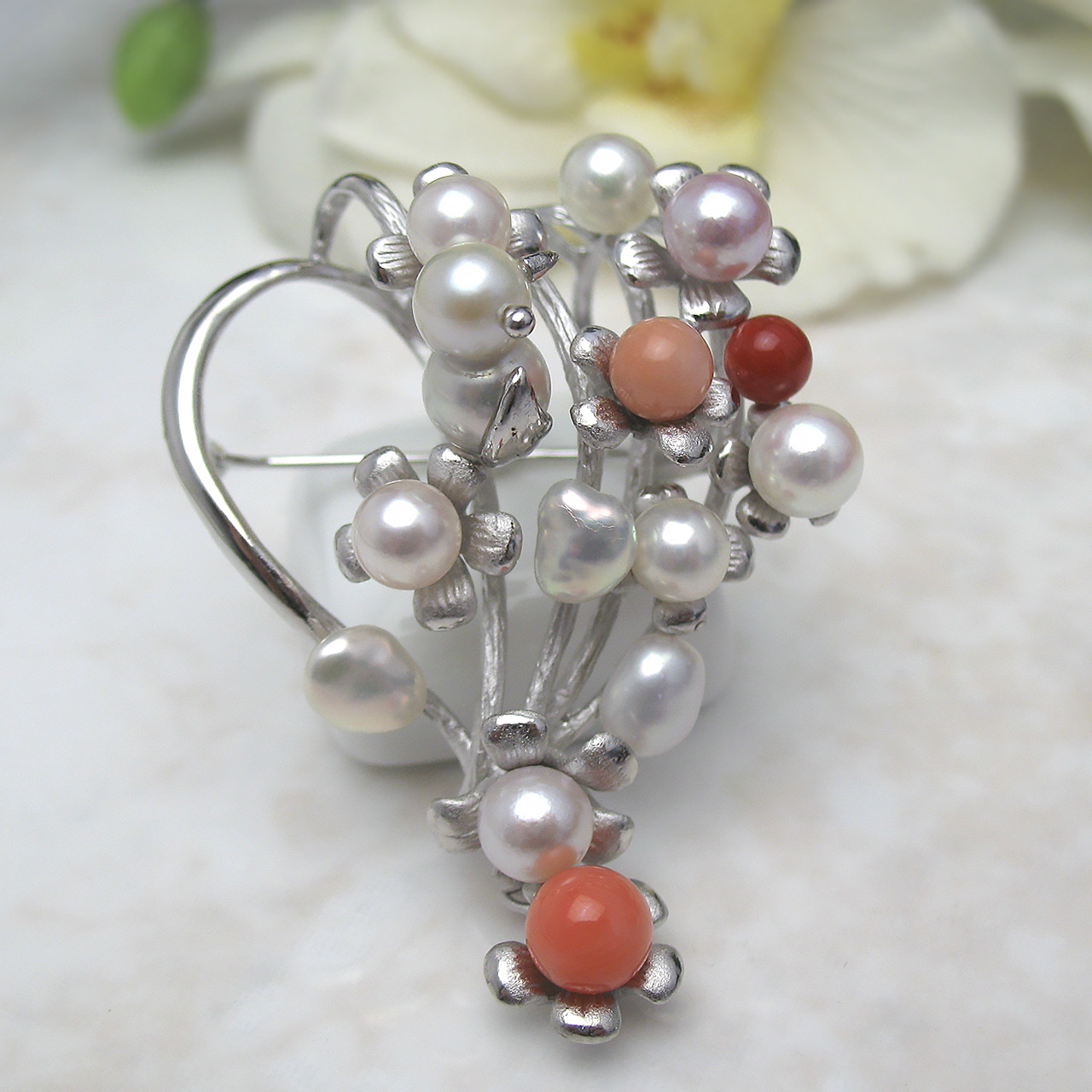 小さな怒涛 チーウーのお庭