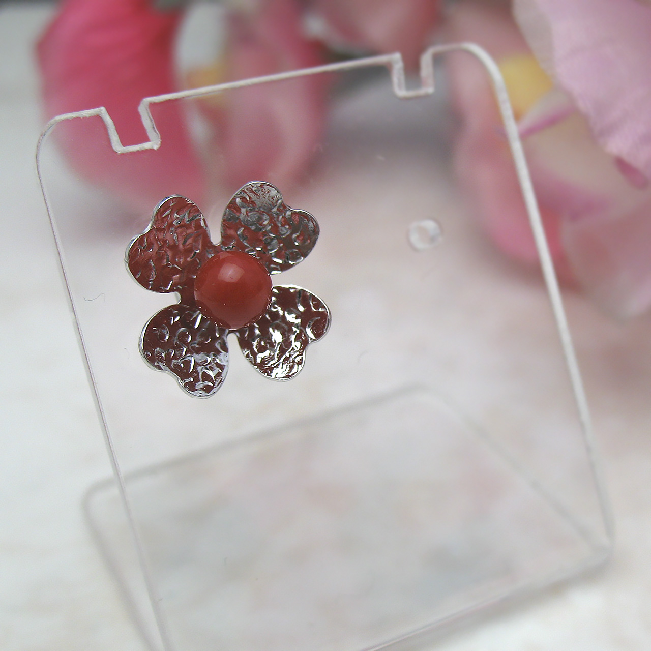 Bijoux fromsea K10WG/SV朱赤珊瑚 5ミリピアス 片耳用