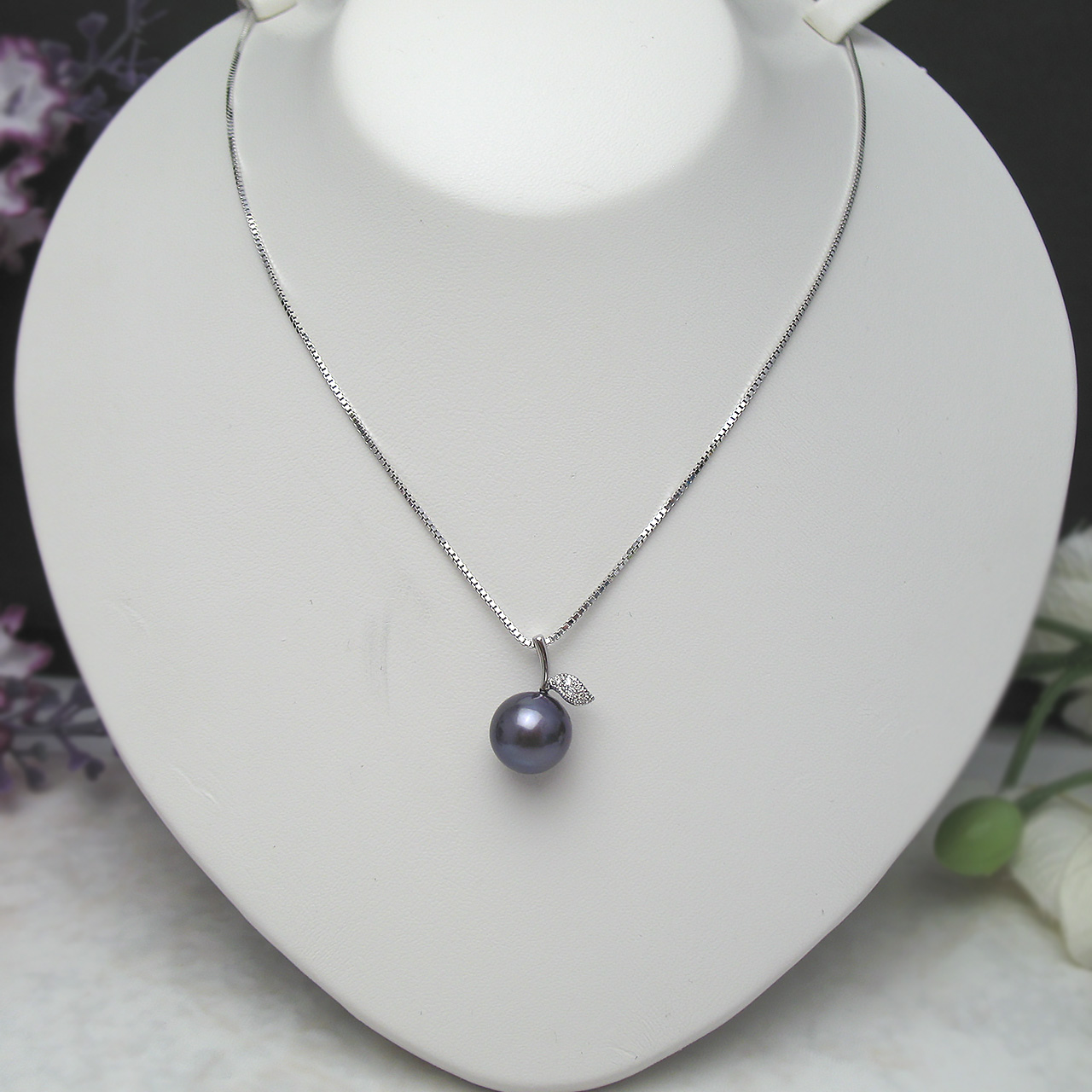 淡水真珠 トッピン9.5ミリPt900リンゴちゃんペンダント - 画像 (2)