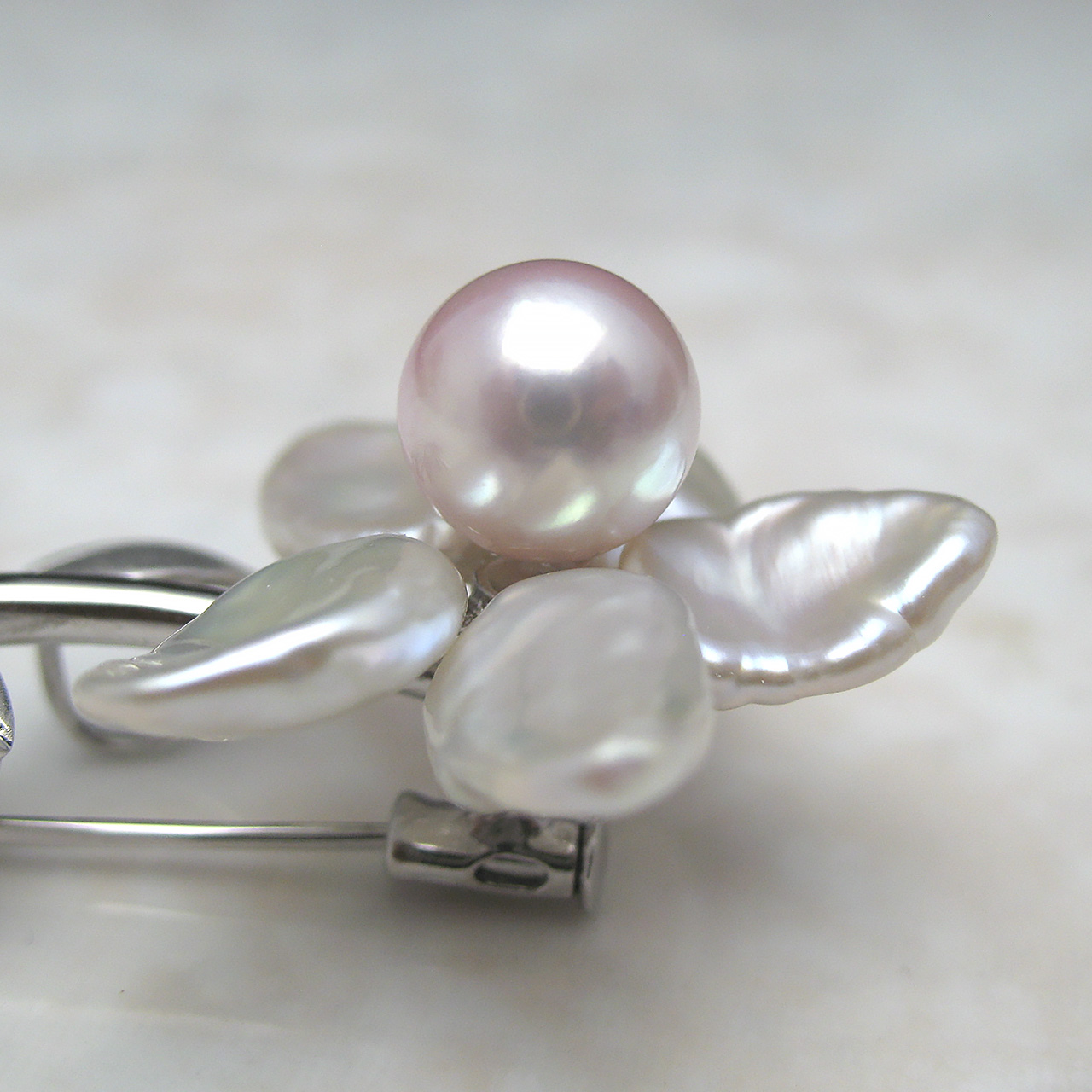 『TimelessFlower 花一輪 』ブローチ兼ペンダント - 画像 (3)